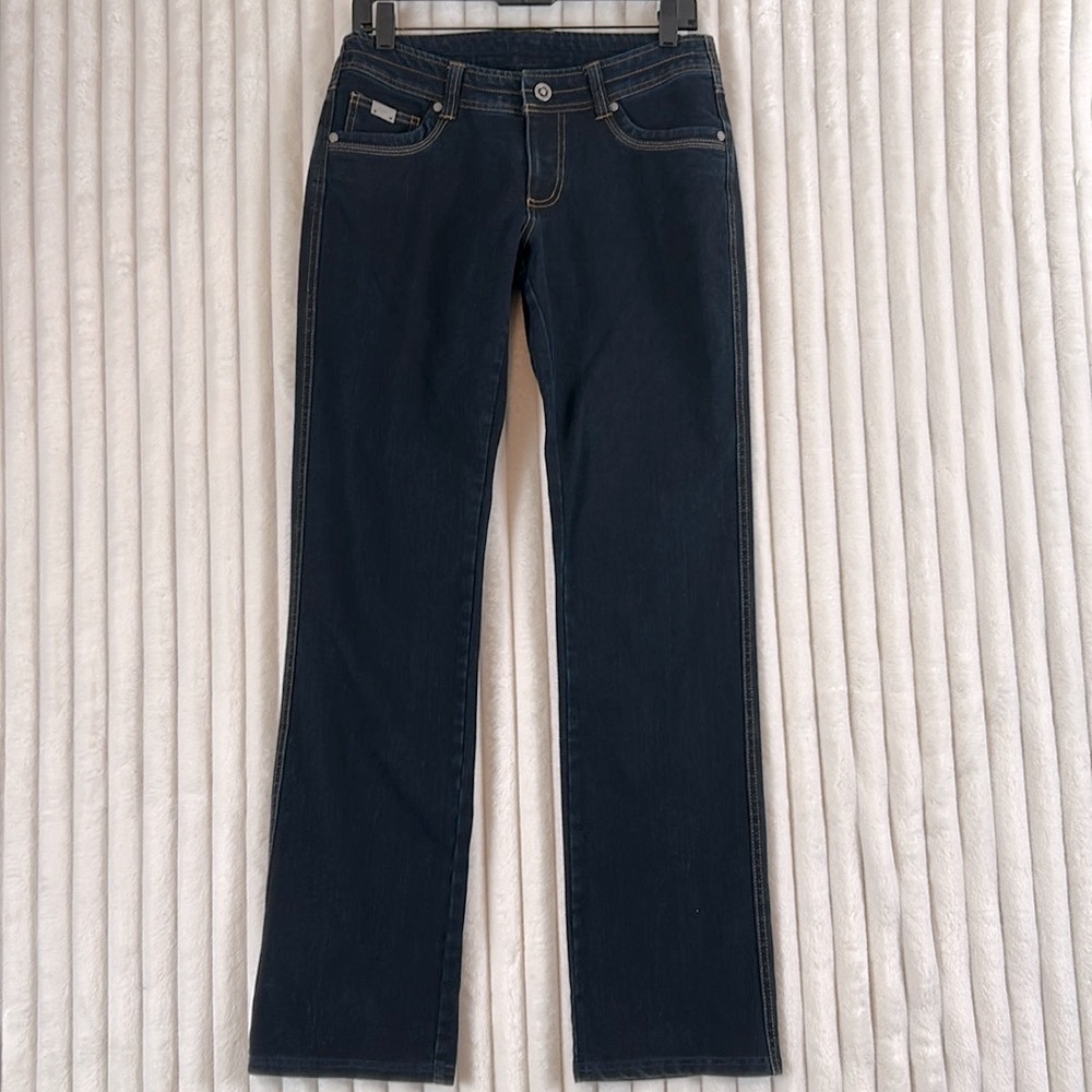 Kuhl legendary dark wash hiking jeans, size 8